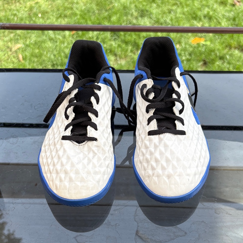 Nike Blue and White Indoor Soccer Shoes - Picture 4 of 8
